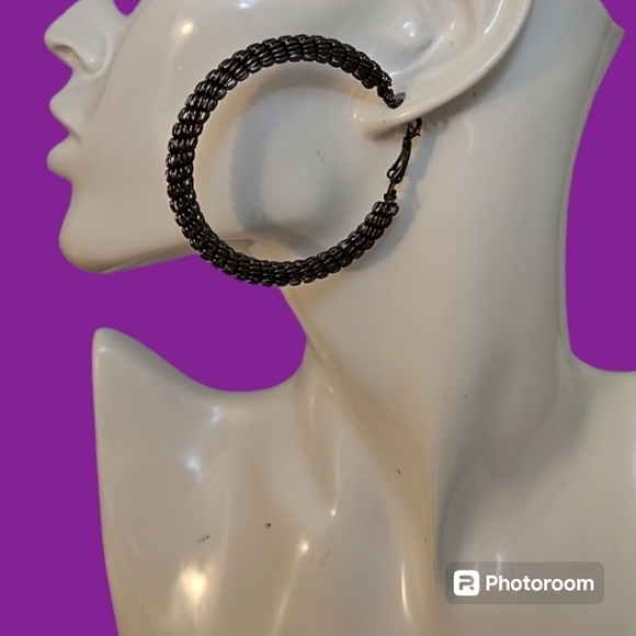 Vintage Jewelry - VTG Large Coil Hoop Earrings